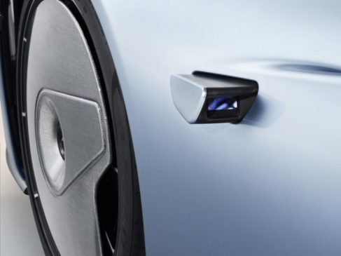 2019 McLaren Speedtail rearview camera