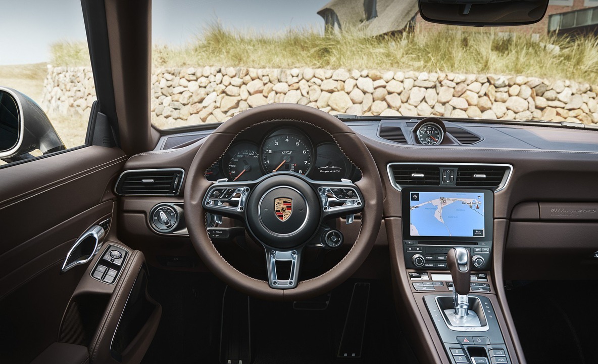 Porsche 911 targa 4 gts exclusive manufaktur edition 05