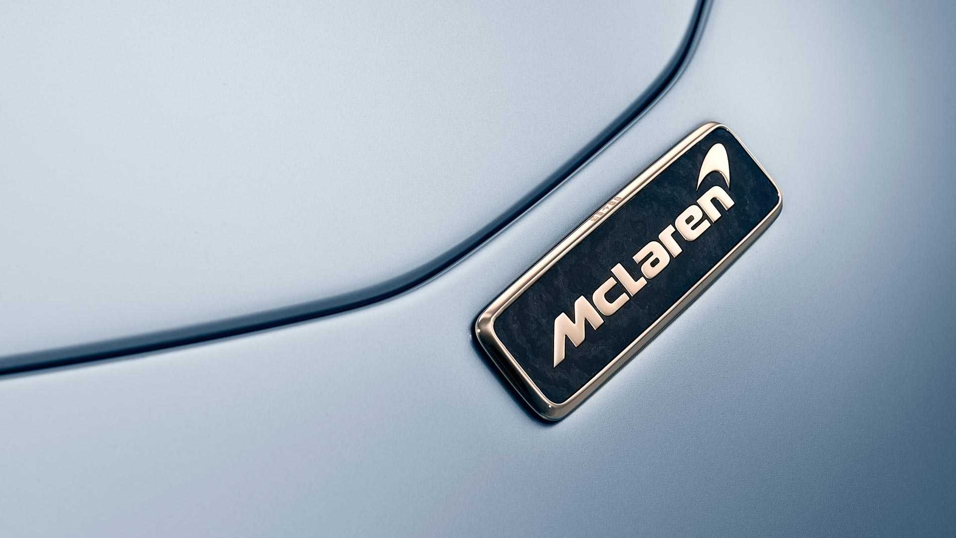 mclaren speedtail special badges 03