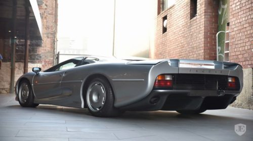 1993-jaguar-xj-220-for-sale-08