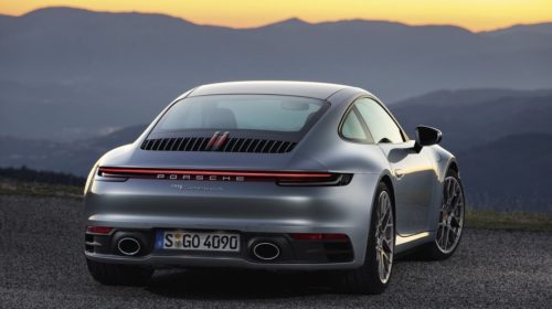 2020-porsche-911-992-02