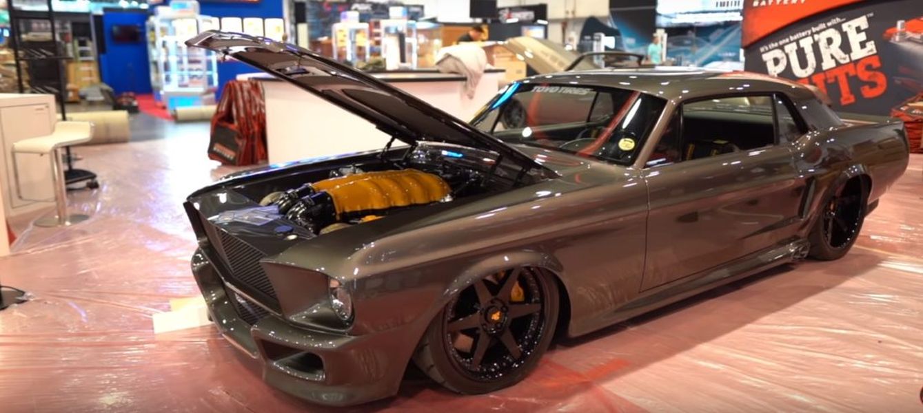 Ferrari-Engine-Corruptt-Mustang-2