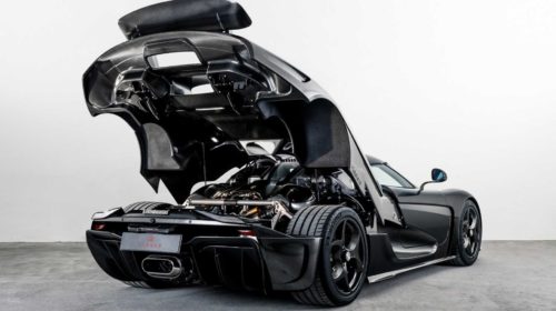 koenigsegg-regera-with-bare-carbon-fiber-body-4