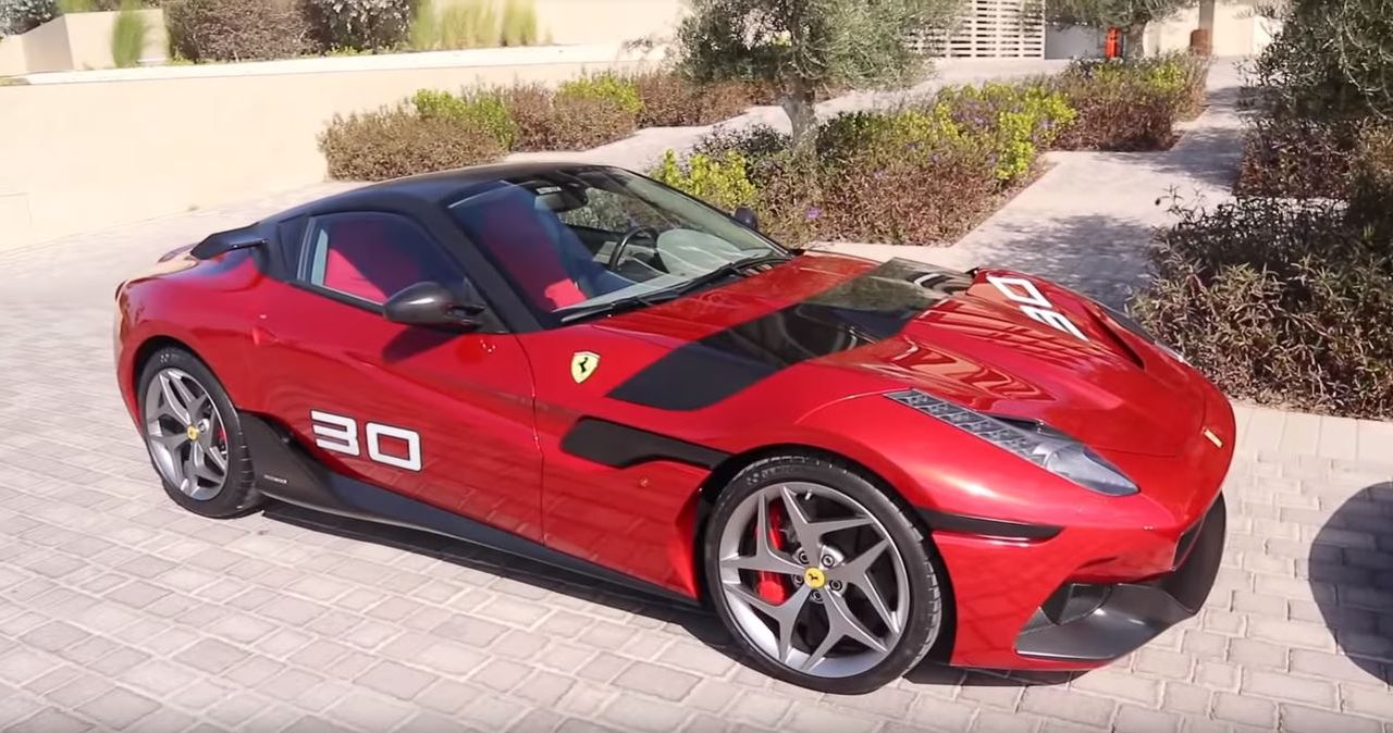 Ferrari SP30 Arya-3