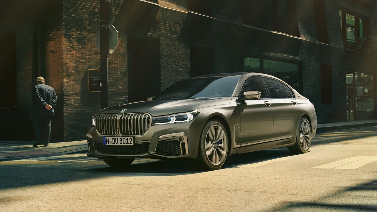 2019 BMW M760Li V12-1