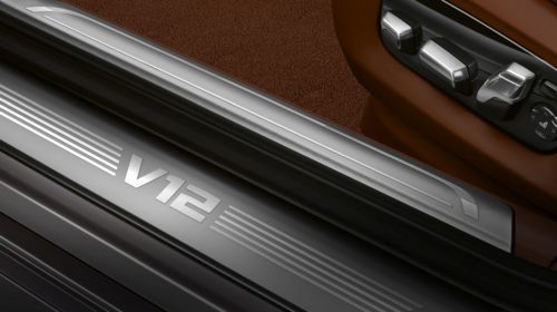 2019 BMW M760Li V12-4