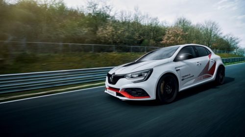 Renault-Megane-Trophy-R-Nurburgring-lap record-4