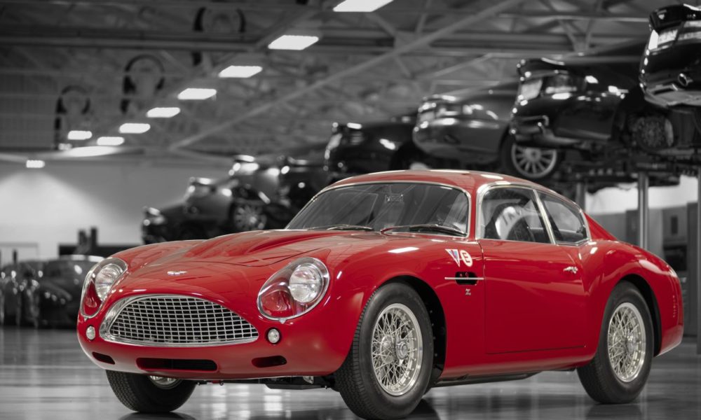 Aston_Martin_DB4_GT_Zagato_Continuation_1-jpg