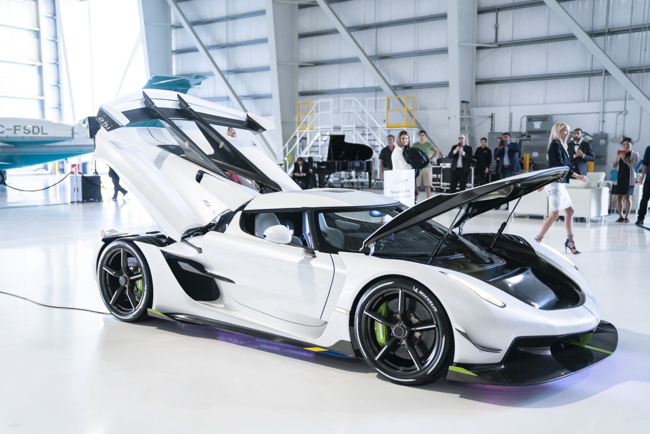 Koenigsegg Jesko-Weissach Vancouver-2