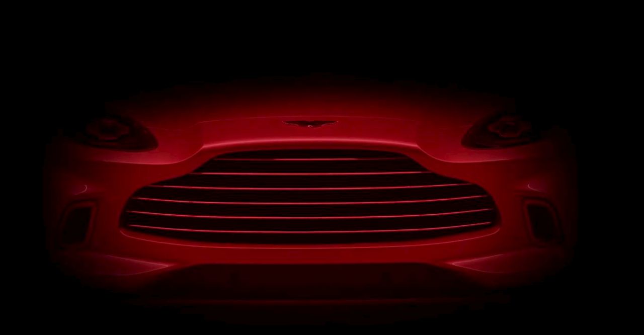 Aston Martin DBX grille-teaser