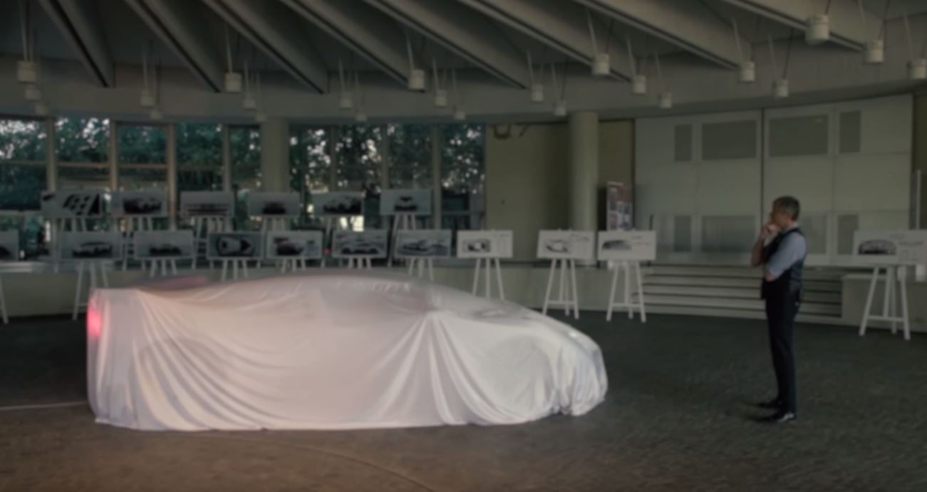 Bugatti EB110 Tribute-Pebble Beach-teaser-2