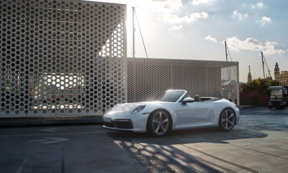 2019 Frankfurt Motor Show: 2020 Porsche 911 Carrera 4 Coupe and Cabriolet Debut