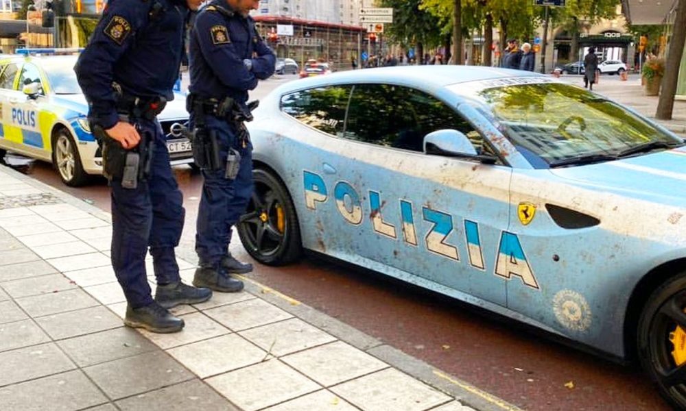 This is NOT a Ferrari FF Italian Police Car