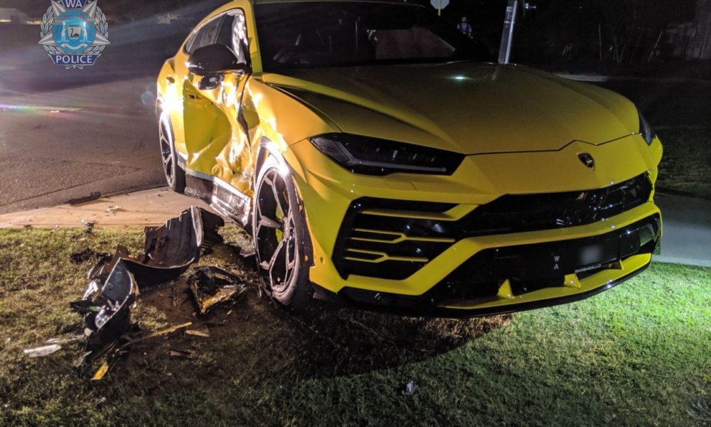 Australia: 14-Year Old Crashes into a Lamborghini Urus