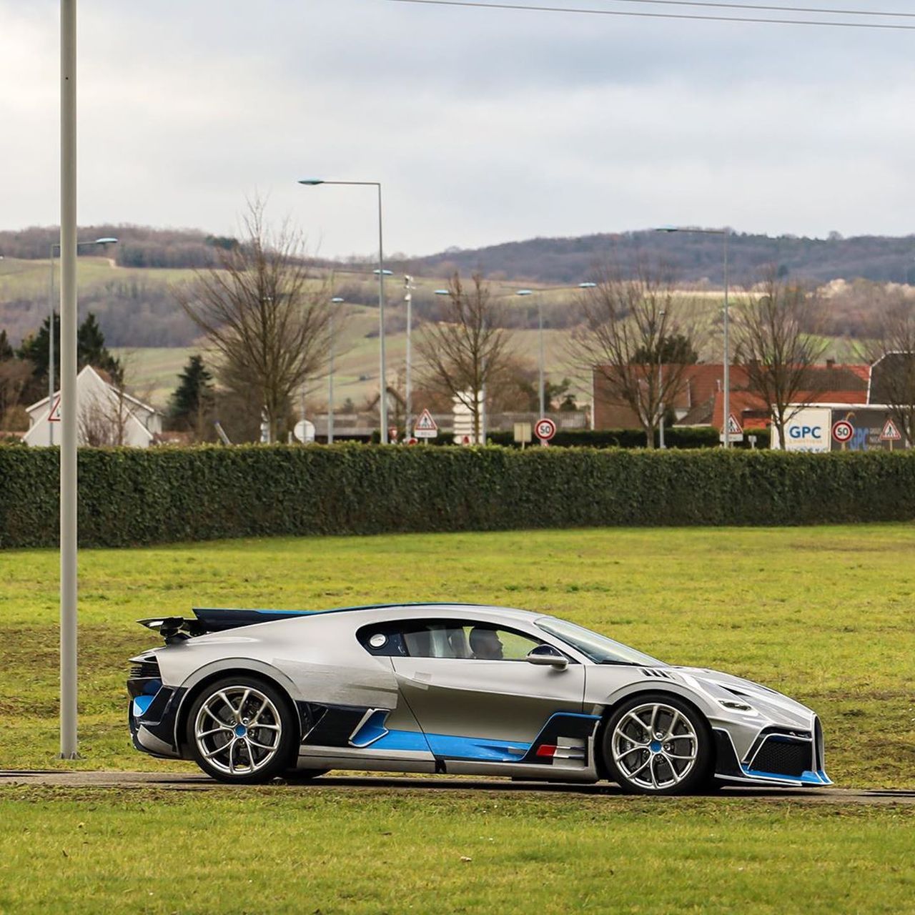 Bugatti Divo-Light Grey-1