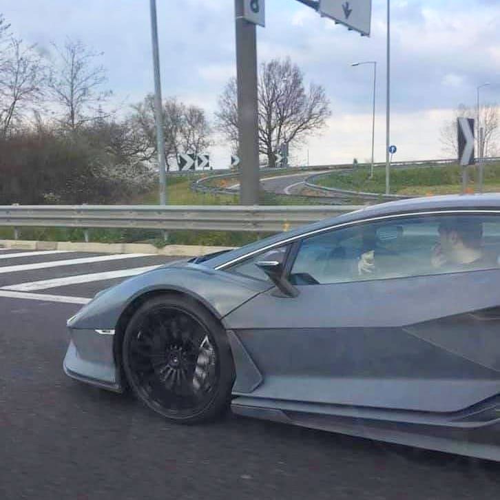 Lamborghini Sian-spy-shots-2