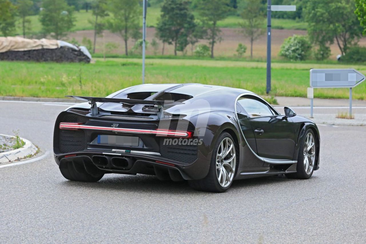 Bugatti Chiron SS 300 Prototype-5