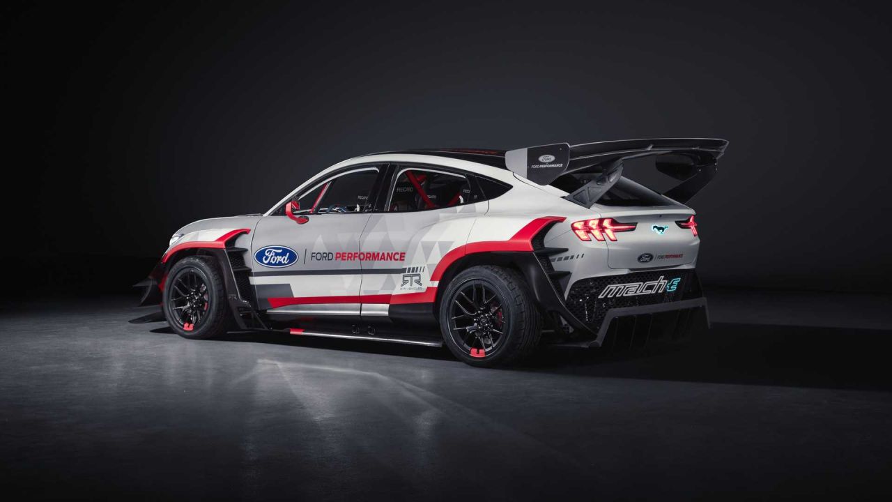 Ford Mustang Mach-E 1400-4