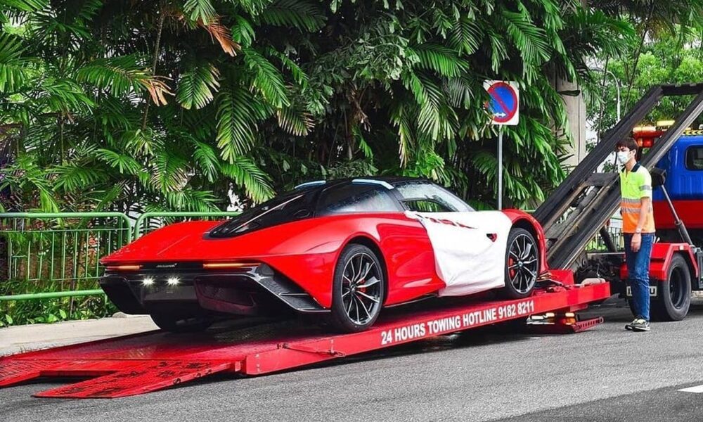 Rocket Red McLaren Speedtail Lands in Singapore