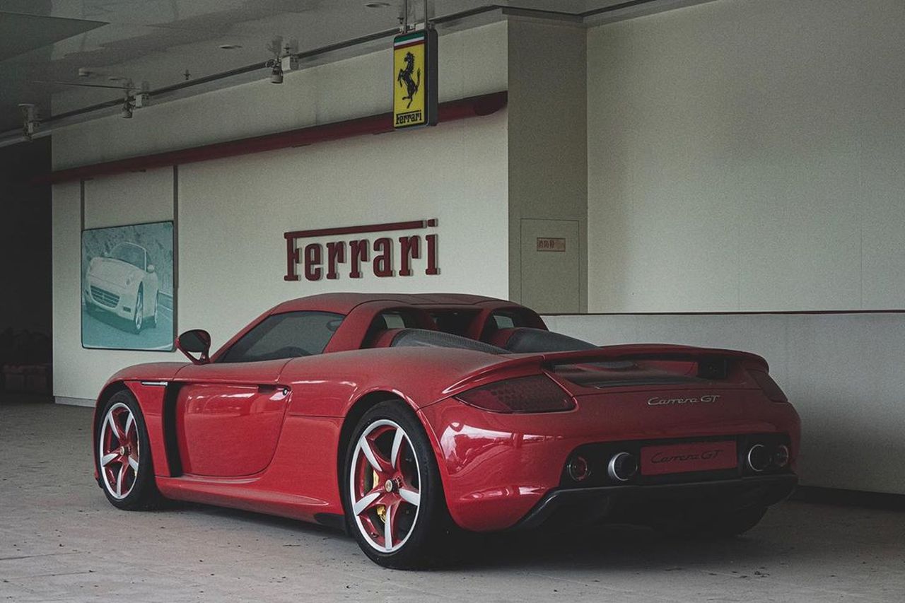 Zanzibar Red Porsche Carrera GT-China-2