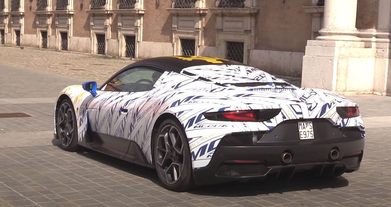 Maserati MC20 exhaust note-engine sound