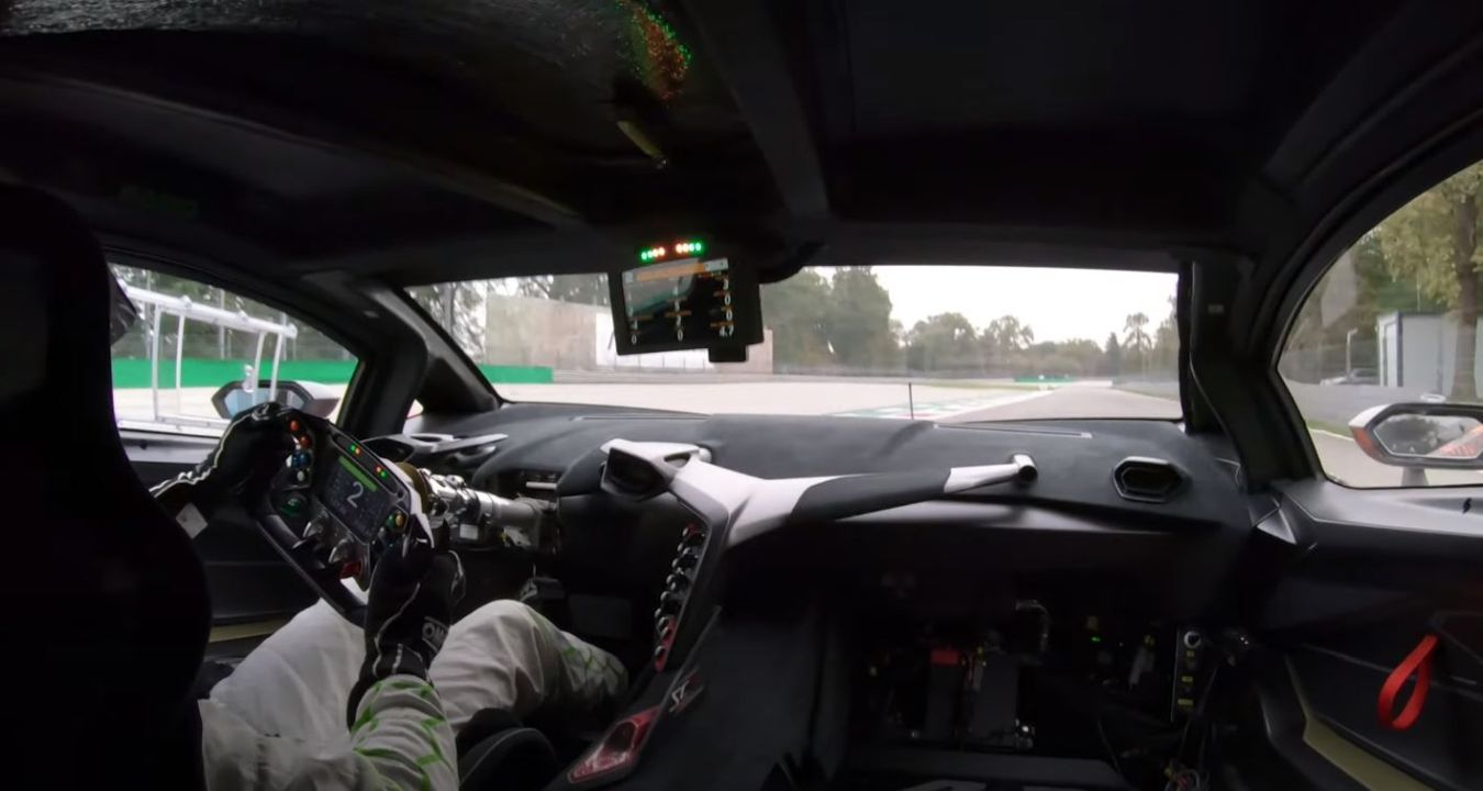 Lamborghini Essenza SCV12-interior-on-board