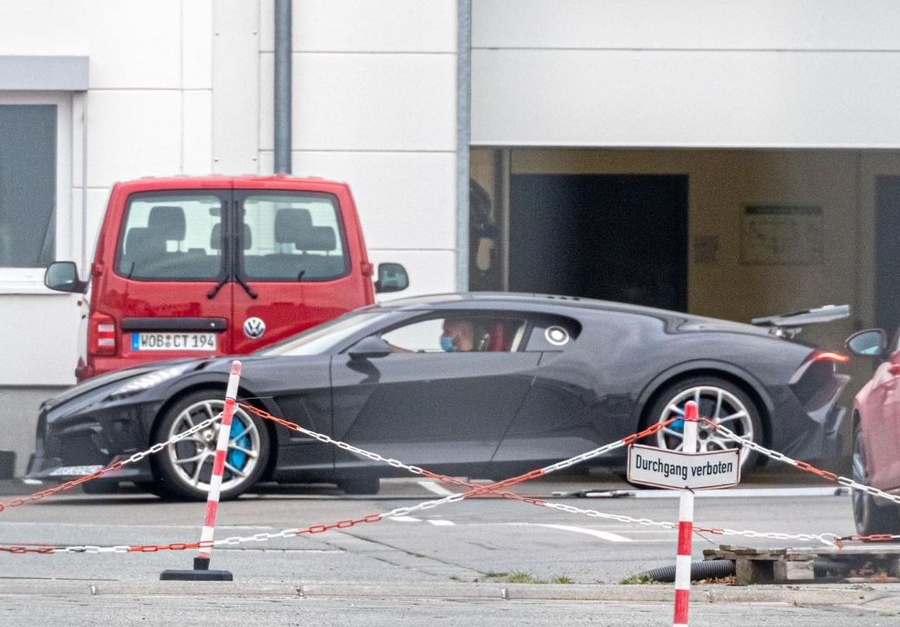 Bugatti La Voiture Noire-prototype-2