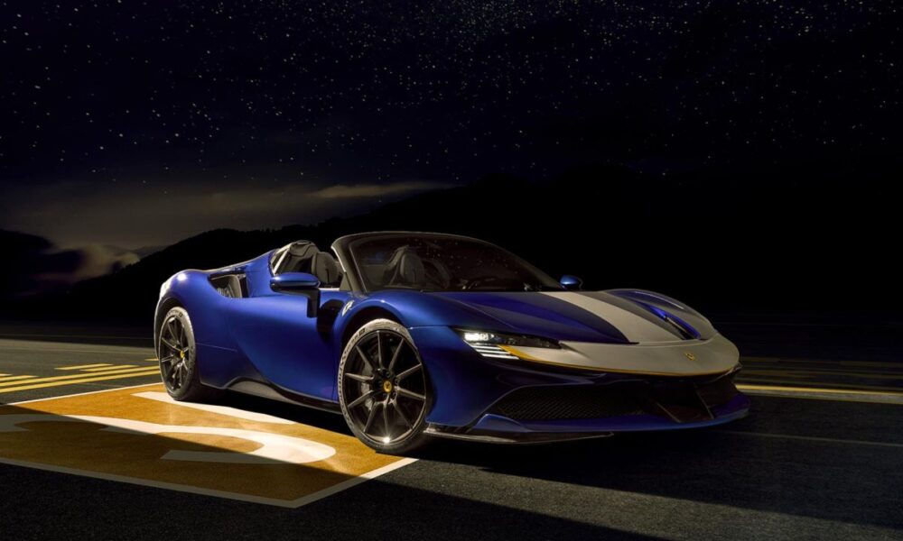 Ferrari SF90 Spider-1