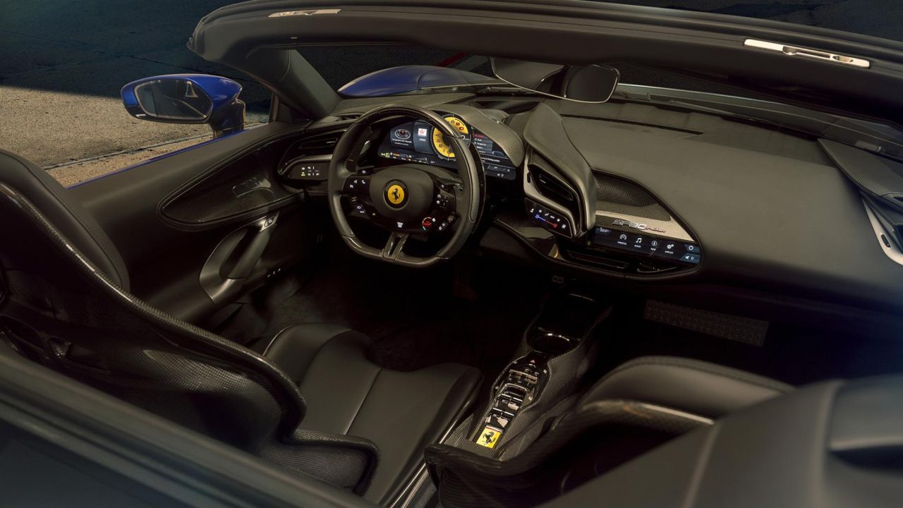 Ferrari SF90 Spider-4