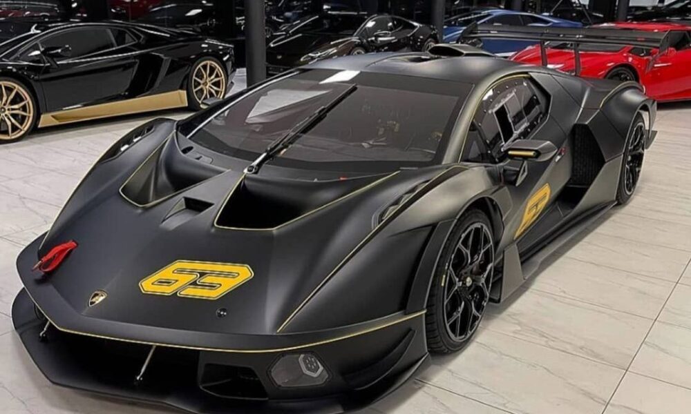 First Lamborghini Essenza SCV12 delivered in Switzerland