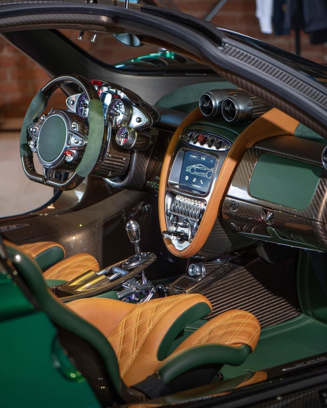 Verde McLaren Green-Pagani Huayra BC-for-sale-2