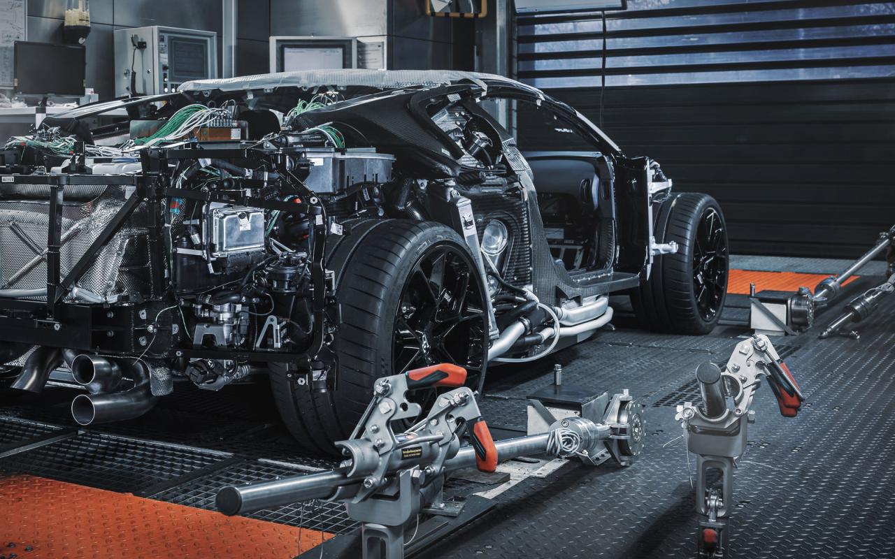 Bugatti Centodieci-prototype-3