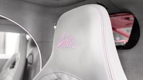 Pink Bugatti Chiron Sport Alice-5