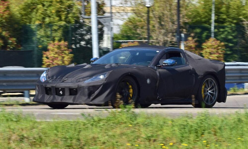Ferrari 812 GTO / VS spied with production-spec bodywork