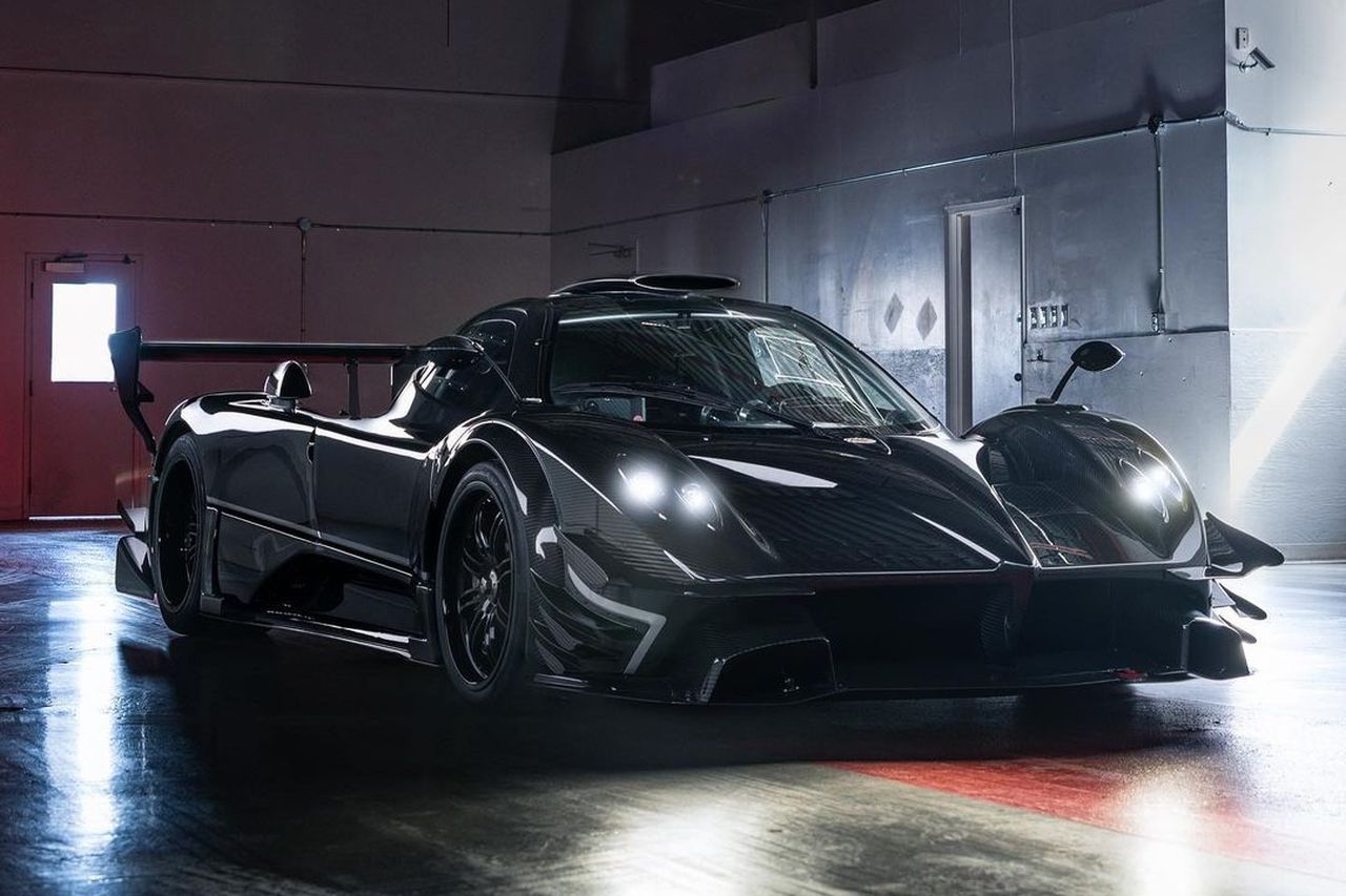 Pagani Zonda R-Liquid-2