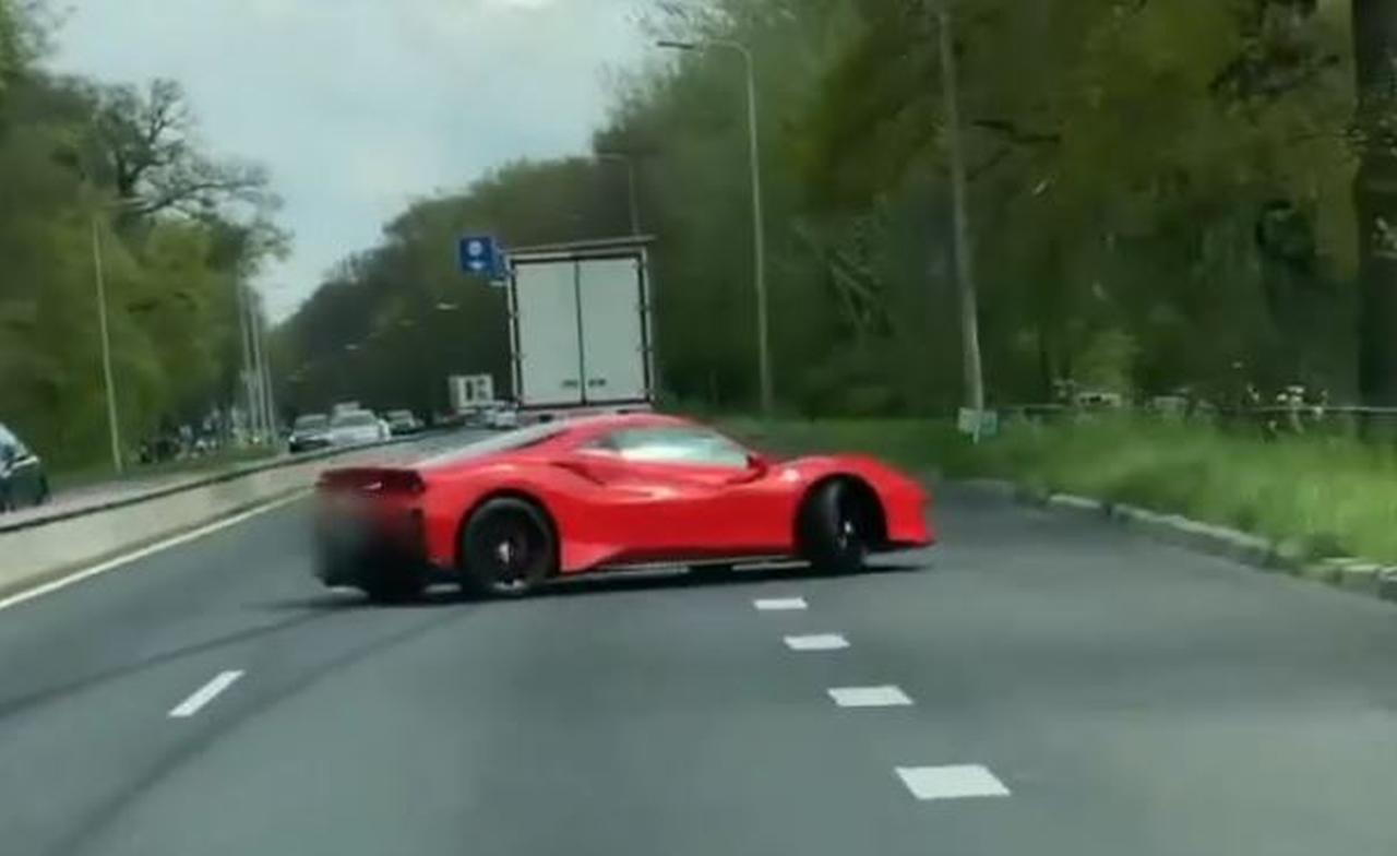 Ferrari 488 Pista-Crash-Netherlands-1