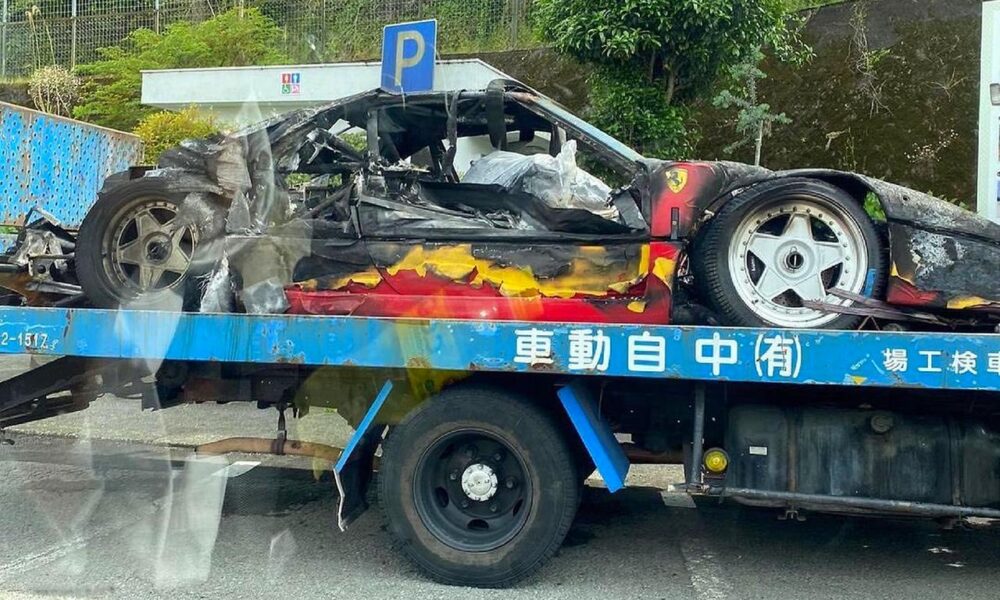 Ferrari F40 catches Fire in Japan