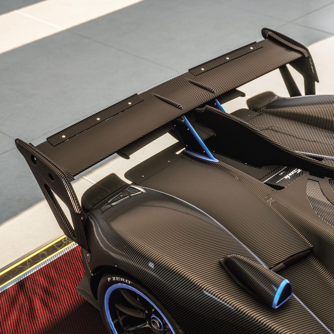 Pagani Zonda LM Barchetta-3D rendering-3