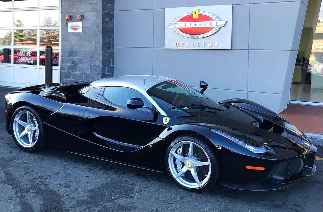 Ferrari LaFerrari-Black-Silver-Dual-tone-rare-1