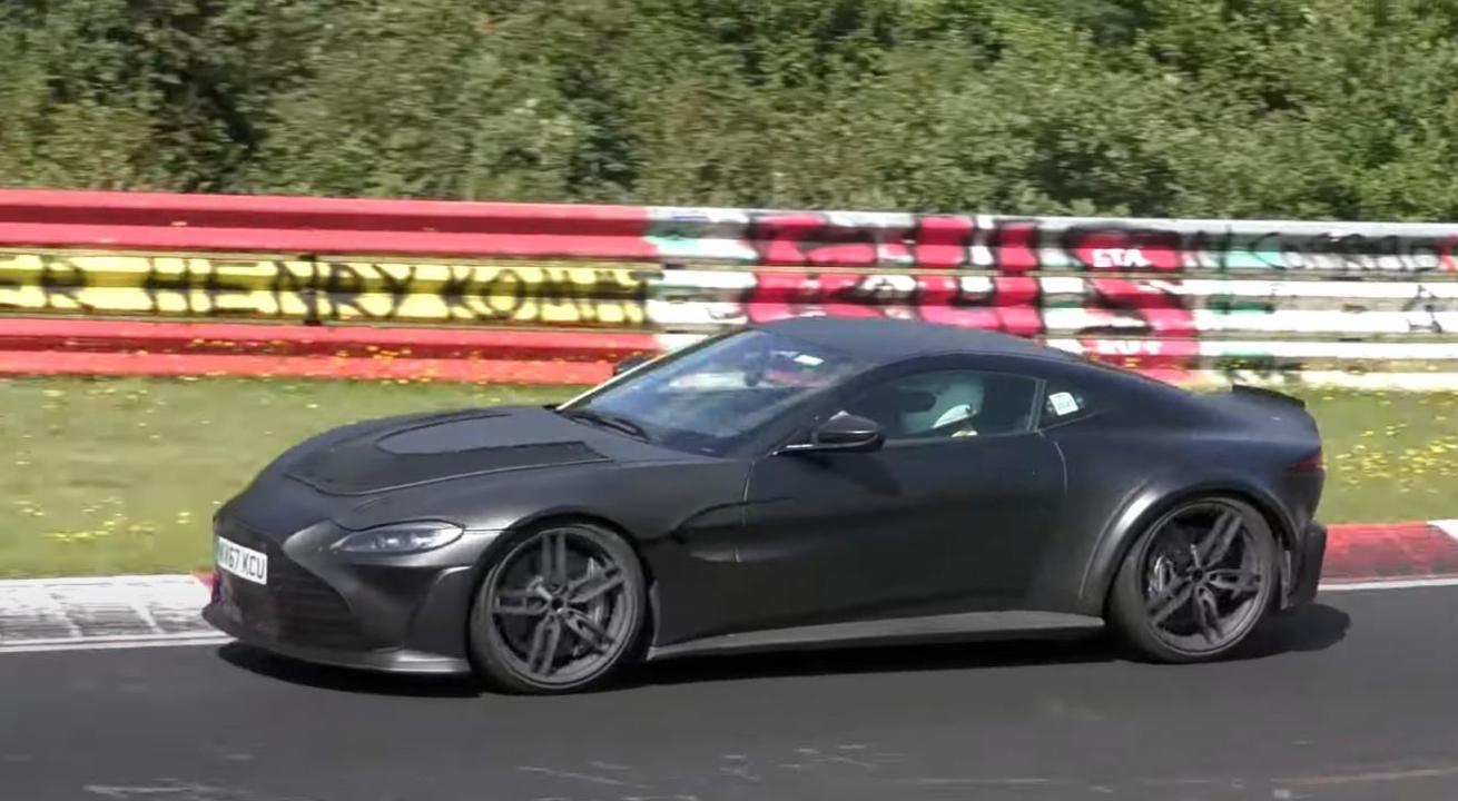 Aston Martin Vantage V12 RS-Nurburgring-2