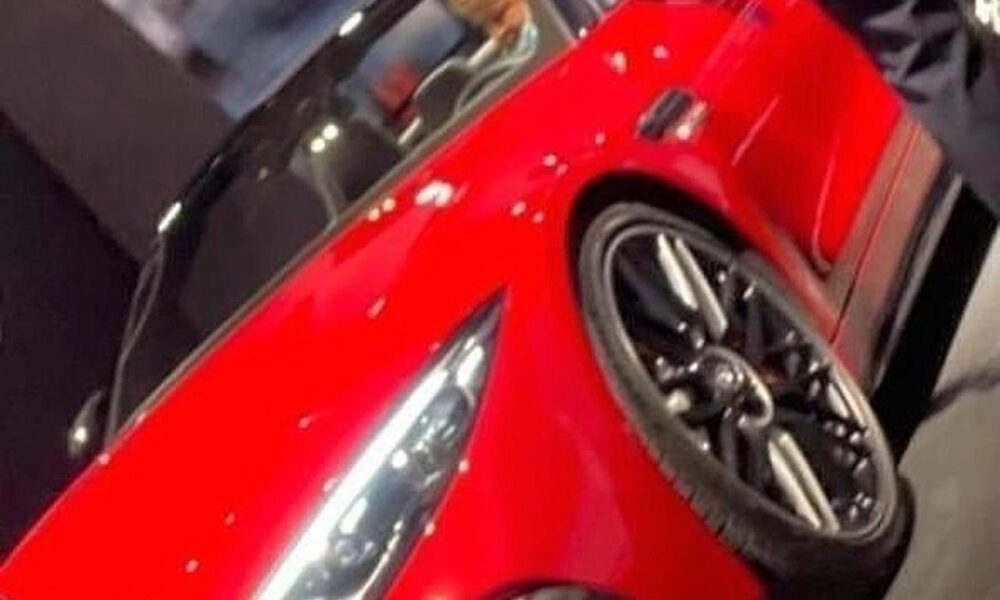 2022 Mercedes-AMG SL Roadster leaked!