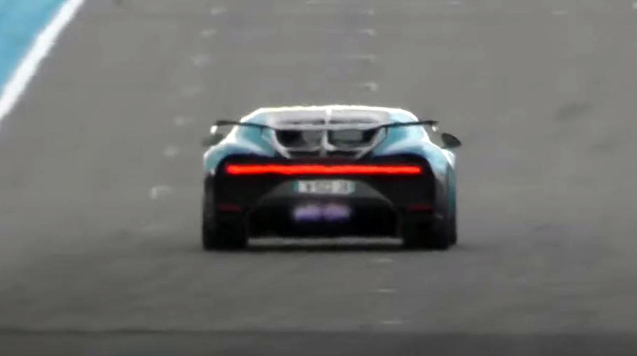 Bugatti Chiron Pur Sport-Paul Ricard-Flames