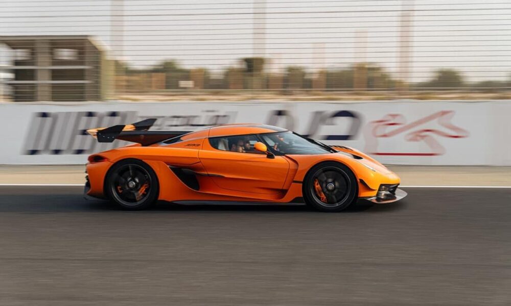 Koenigsegg Jesko-Dubai-testing-2