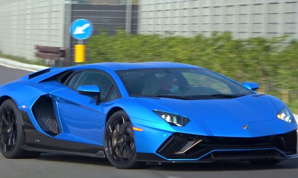 Brand new Lamborghini Aventador Ultimae out for a quick test drive