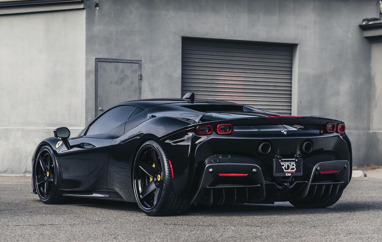 Ferrari SF90 Stradale-Black-RDBLA-1