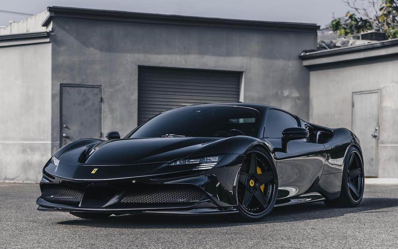 Ferrari SF90 Stradale-Black-RDBLA-2