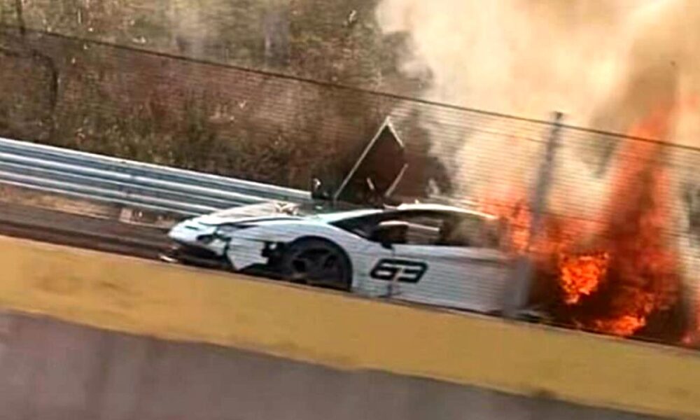 Lamborghini Aventador SVJ burns to a crisp in Mexico