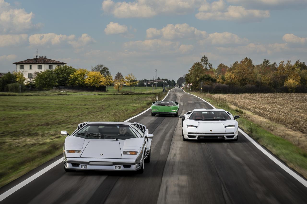Lamborghini Countach-LP 400-25th Aniversary-2