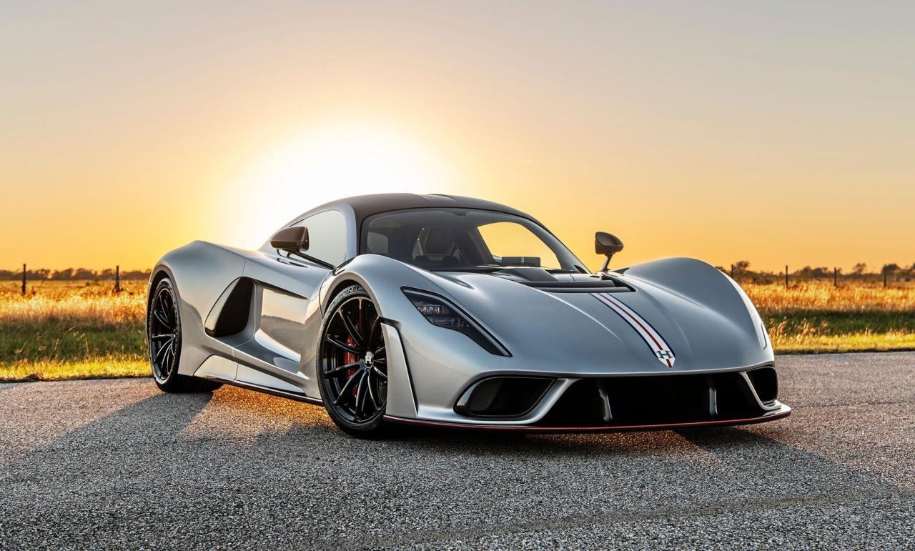 Hennessey-Venom-F5-Silver-1