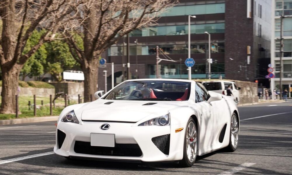 Ultra-rare Lexus LFA Roadster spotted in Japan